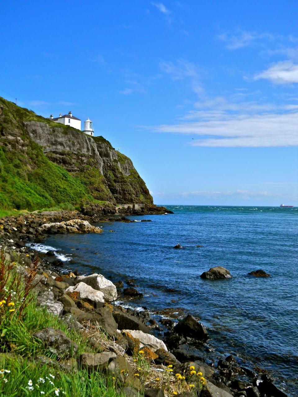 Whitehead Blackhead Lighkeeper'S Houses, Antrim מראה חיצוני תמונה